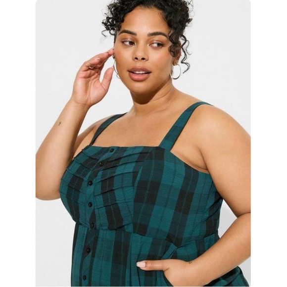 TORRID NWT Midi Seersucker Button Front Dress - Picture 4 of 6